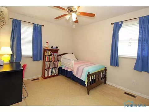 219 E South St, Wayne, OH 43466 photo 13