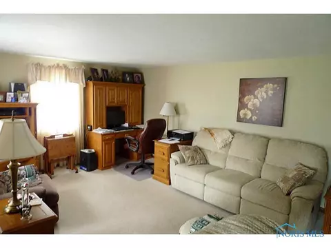834 N Walnut St, Paulding, OH 45879 photo 5