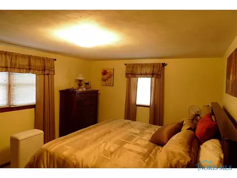 834 N Walnut St, Paulding, OH 45879 photo 8
