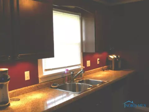 6 Deville Dr, Defiance, OH 43512 photo 5