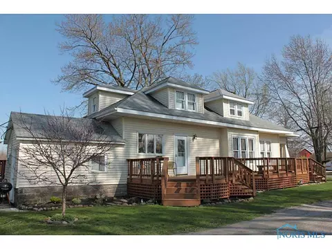 318 E Main St, Wayne, OH 43466 photo 2