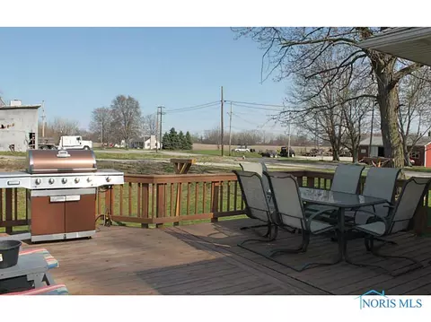 318 E Main St, Wayne, OH 43466 photo 14