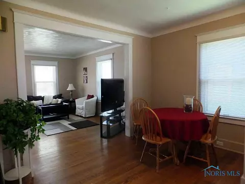 315 E John St, Maumee, OH 43537 photo 8