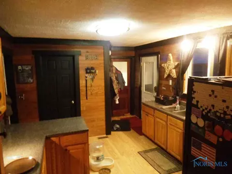 9221 Wayne Rd, Wayne, OH 43466 photo 6