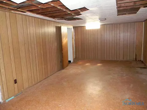 802 Ranch Dr, Toledo, OH 43607 photo 9
