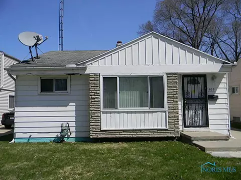 802 Ranch Dr, Toledo, OH 43607 photo 1