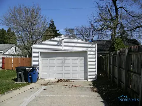 802 Ranch Dr, Toledo, OH 43607 photo 15