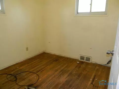 802 Ranch Dr, Toledo, OH 43607 photo 6