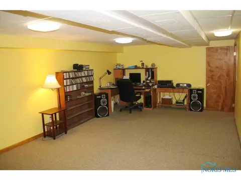 3909 Douglas Rd, Bradner, OH 43406 photo 14