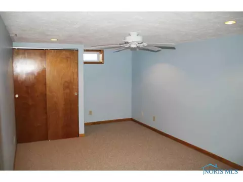 3909 Douglas Rd, Bradner, OH 43406 photo 15