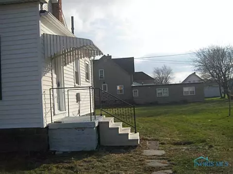 304 S Cherry, Bryan, OH 43506 photo 3