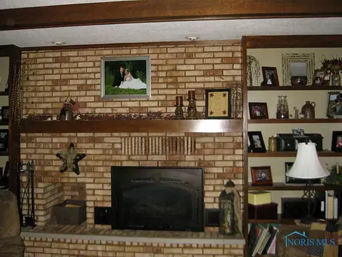 109 Meadow Ln, Bryan, OH 43506 photo 4