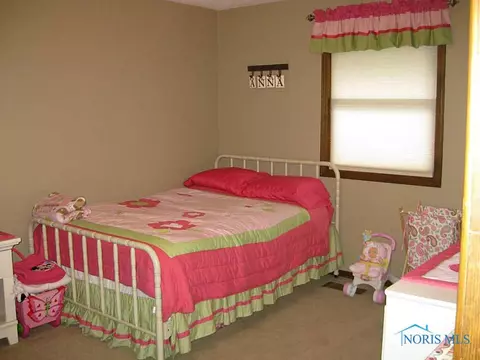 109 Meadow Ln, Bryan, OH 43506 photo 12