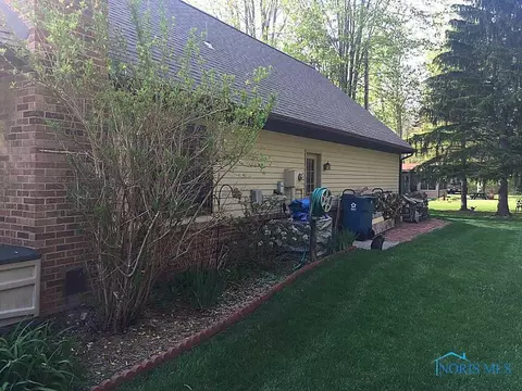 5131 S Eber Rd, Monclova, OH 43542 photo 2