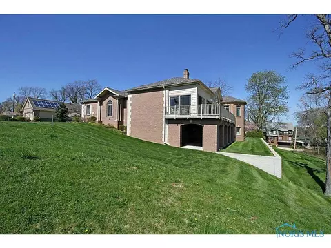 321 River Bend Ln, Maumee, OH 43537 photo 18