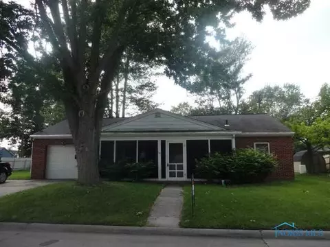 105 Degroff Ave, Archbold, OH 43502 photo 1