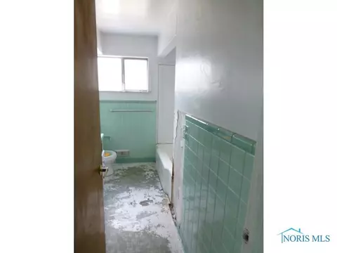 925 Continental Blvd, Toledo, OH 43607 photo 6