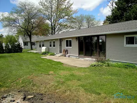 5105 Keller Rd, Walbridge, OH 43465 photo 16
