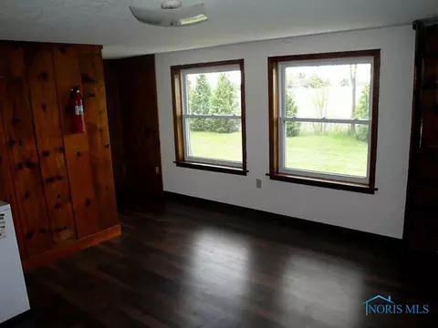 5105 Keller Rd, Walbridge, OH 43465 photo 14