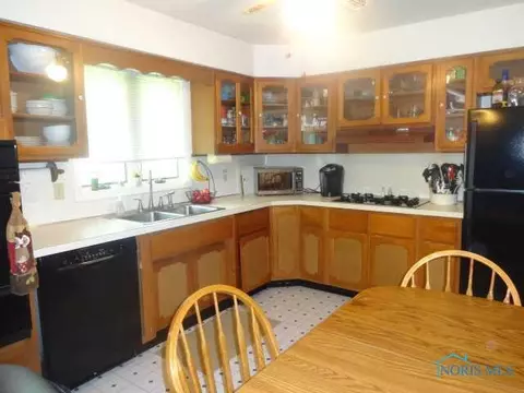 507 S Main St, West Unity, OH 43570 photo 5