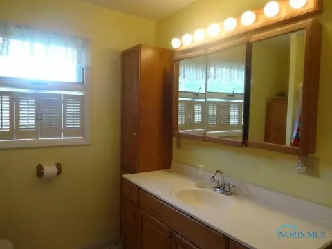 507 S Main St, West Unity, OH 43570 photo 10
