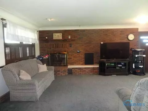 507 S Main St, West Unity, OH 43570 photo 2