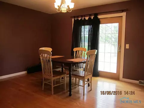 326 S Main, West Unity, OH 43570 photo 6