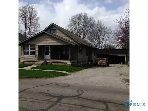 105 E Curtis St, Stryker, OH 43557 photo 2