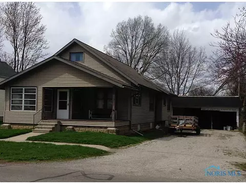 105 E Curtis St, Stryker, OH 43557 photo 1