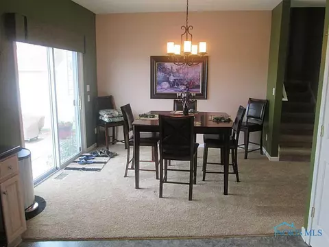 27768 Apache St, Walbridge, OH 43465 photo 7