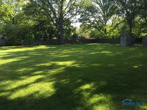 535 Parkview Ave, Bryan, OH 43506 photo 4
