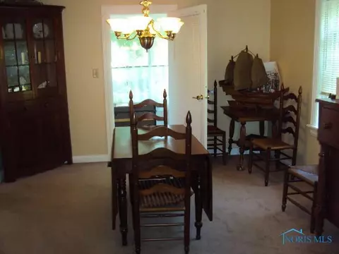 304 N Cherry St, Bryan, OH 43506 photo 8