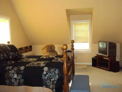 304 N Cherry St, Bryan, OH 43506 photo 7