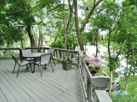 608 River Rd, Maumee, OH 43537 photo 4