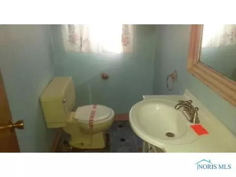 1919 Richmond Rd, Toledo, OH 43607 photo 10