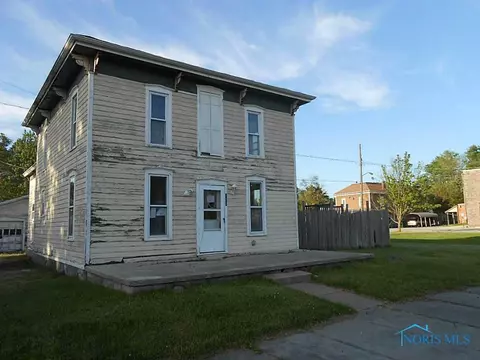 110 W Main St, Wayne, OH 43466 photo 2