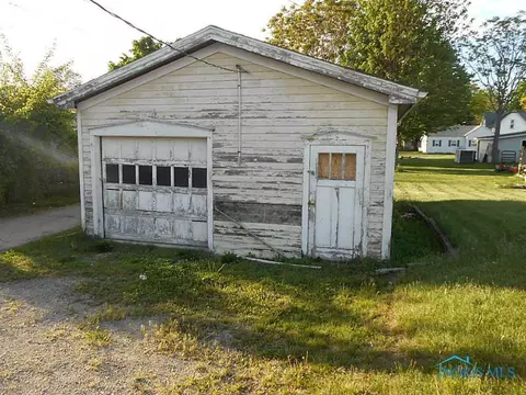 110 W Main St, Wayne, OH 43466 photo 5