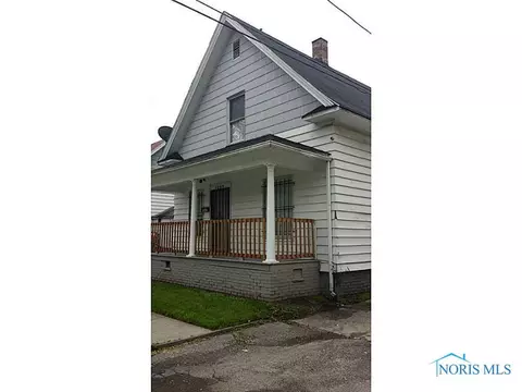 1009 Forest Ave, Toledo, OH 43607 photo 2