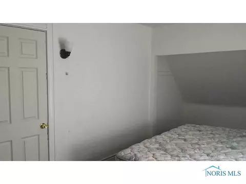 1009 Forest Ave, Toledo, OH 43607 photo 8