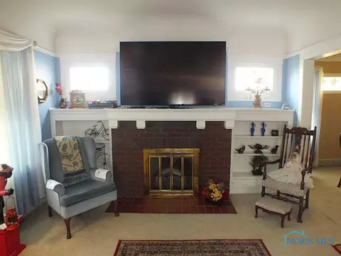 418 E Dudley St, Maumee, OH 43537 photo 18