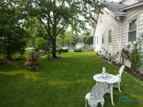 418 E Dudley St, Maumee, OH 43537 photo 12