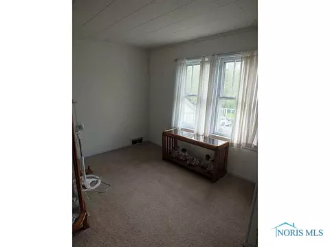 418 E Dudley St, Maumee, OH 43537 photo 11