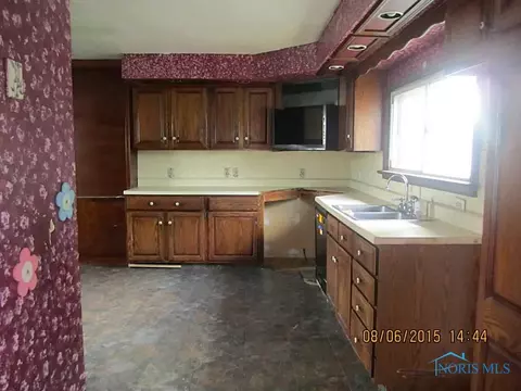 635 Third, Wauseon, OH 43567 photo 6