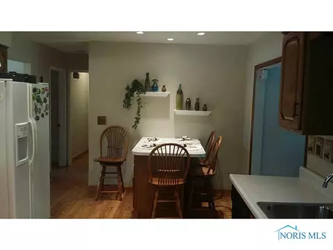 5165 Eber Rd, Monclova, OH 43542 photo 3