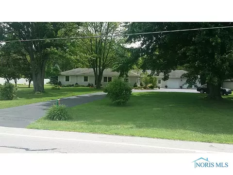 5165 Eber Rd, Monclova, OH 43542 photo 1