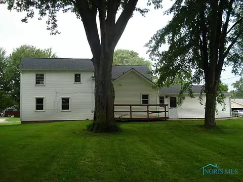 413 E Main St, Napoleon, OH 43545 photo 4