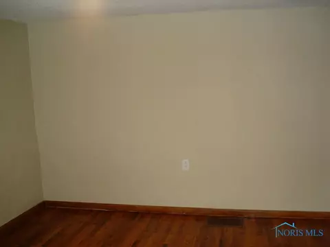 413 E Main St, Napoleon, OH 43545 photo 10