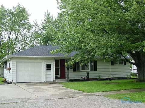 412 Olive Dr, Bryan, OH 43506 photo 10