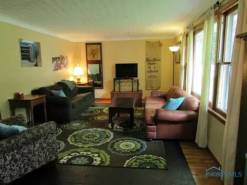 412 Olive Dr, Bryan, OH 43506 photo 4