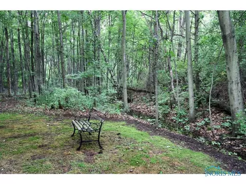 4601 Eber Rd, Monclova, OH 43542 photo 2